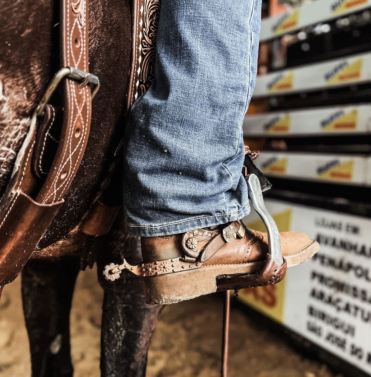 SPURS & SPUR STRAPS